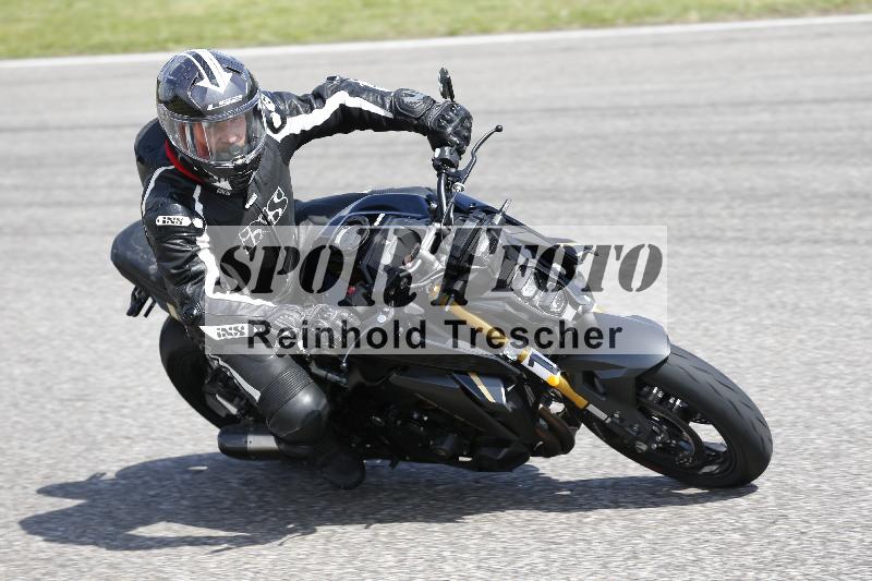 Archiv-2025/09 22.04.2025 Cornu Master School ADR/rot-rouge/12